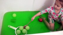 Slime Baff Bath Fun & Learn The n _ SISreviews Plays In A Green Slime Baff GROSS!