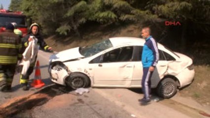 Kocaeli Otomobil Takla Attı, Sürücü Yaralandı