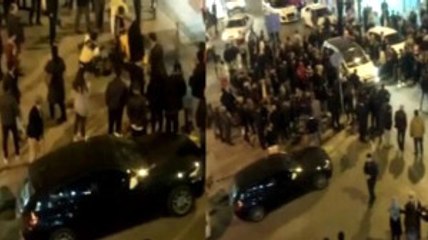 Sevgilisine Kızıp Caddede Önüne Geleni Vurdu: 2'si Ağır, 6 Yaralı