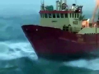 YENİ Böyle fırtınaya böyle gemi