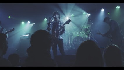 Pretty Vicious - This World's Not Enough