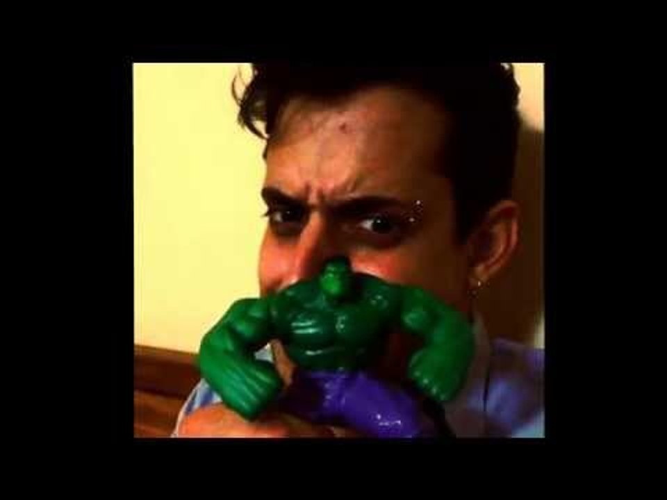 Hulk flat