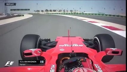 RAIKKONEN, FUMATA BIANCA DURANTE LE PROVE LIBERE