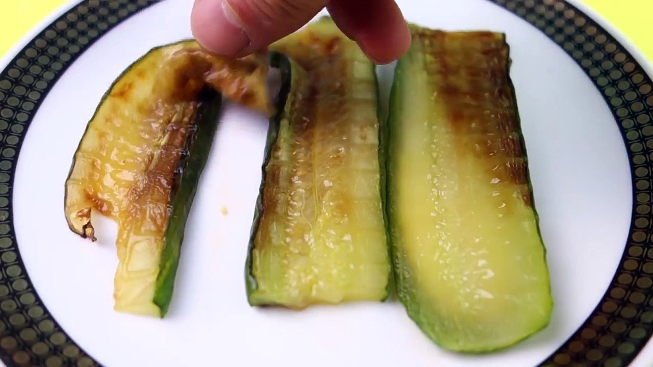 EXPERIMENTE - PUUPSI SCHLEIM VS WAFFELEISEN!