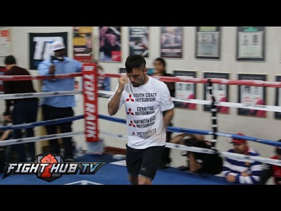 Timothy Bradley vs. Diego Chaves- Full Video- Chaves full media workout