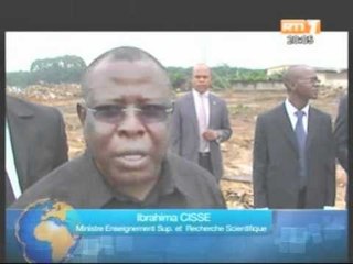 Le ministre de l'enseignement constate l'avancé des travaux de l'université d'Abobo Adjamé