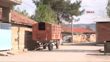 Denizli Minik Emre'nin Ölümü Üzdü