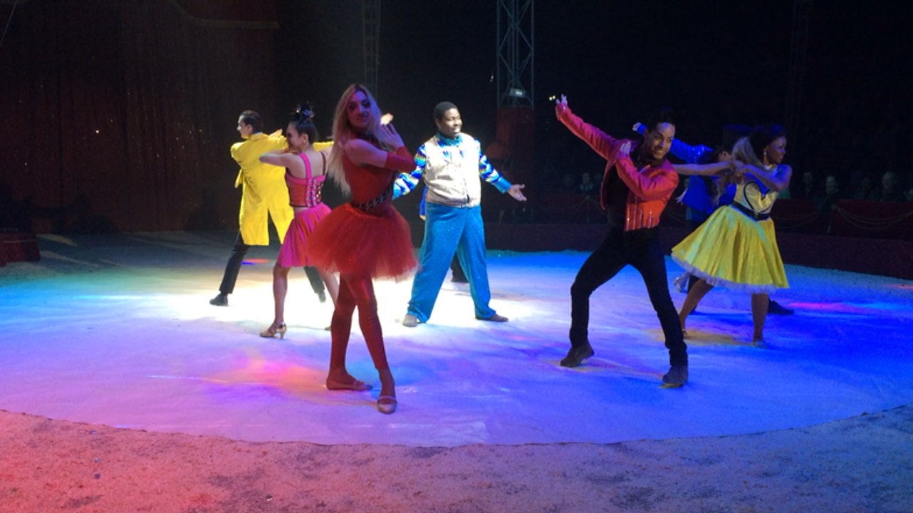 La troupe Medrano fait son cirque