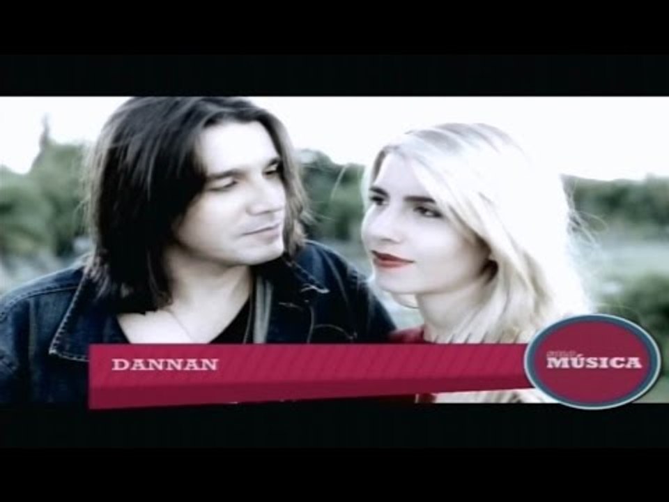 Estreno del videoclip 'Los Malos Momentos' en la TV (2013)