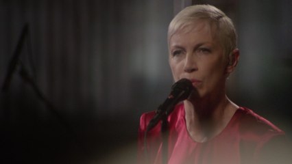 Annie Lennox - Strange Fruit