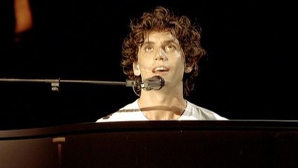 MIKA - Grace Kelly (Acoustic In French) (Live - Parc Des Princes)
