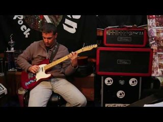 BASE DE GUITARRA ROCK AND ROLL EN(A7)LA7 by Gus Quin tabs
