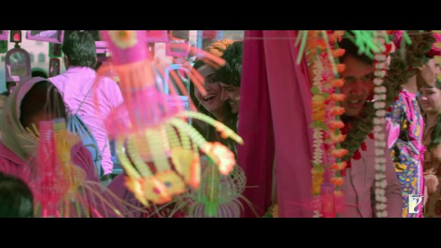 Gulabi - Full Song - Shuddh Desi Romance - Sushant Singh - Vaani - Jigar Saraiya - Priya Saraiya - YouTube