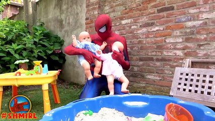 CRYING BABIES Superheroes in Real Life SPIDERMAN DAD Fun Princess & Heroes Video
