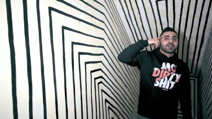 MoTrip - Versus (Film by Boston George & Elias Klughammer)