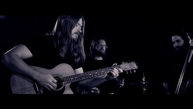 Adam Eckersley Band - Give Her The World