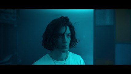 LANY - WHERE THE HELL ARE MY FRIENDS