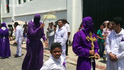 Nazarenos de Valledupar caminan entre azotes y sacrificios
