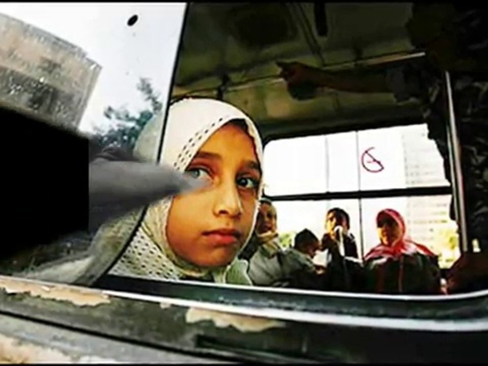 Güzel günler göreceğiz çocuklar Motorları maviliklere süreceğiz Güzel günler göreceğiz çocuklar Motorları maviliklere süreceğiz