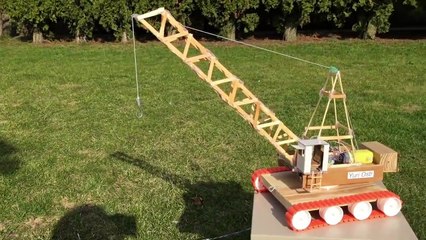 How to Make an Electric Crane with Remote Control out of Popsicle Sticks - incredible Toy-zUU