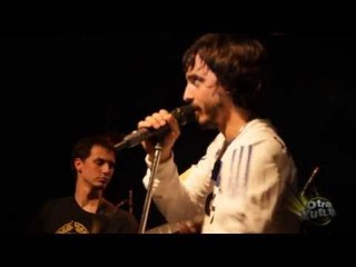 Salta la Banca - El cuarto de al lado - en VIVO la trastienda by Otra Vuelta