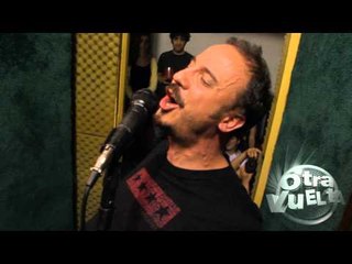 Otra Vuelta - Bersuit Vergarabat - "Dios te salve" - Jueves 23 Agosto 2012