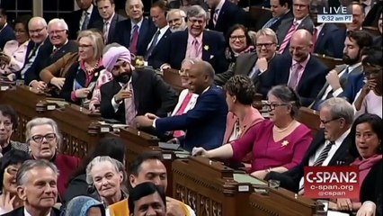 Malala Yousafzai Flatters Justin Trudeau During Canadian Parliament Speech