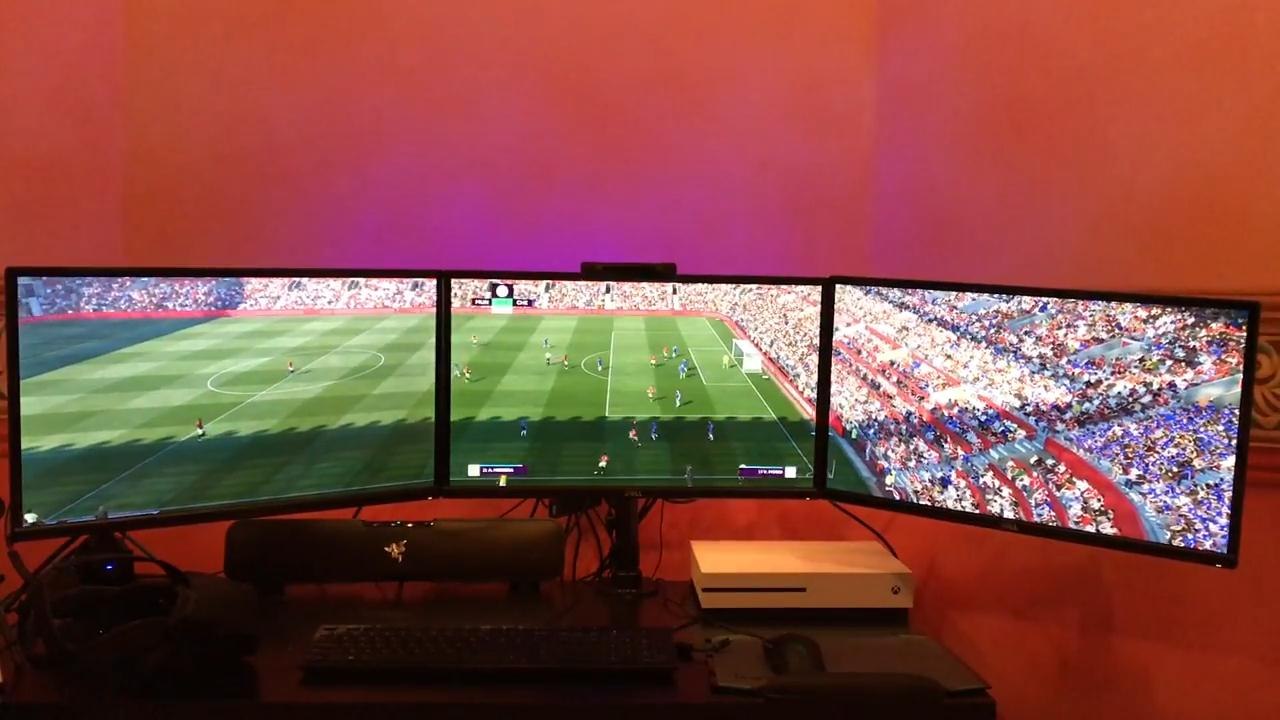 FIFA 17 in triple-display Eyefinity