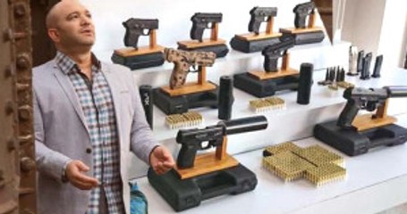 Şarkıcı Günter Bayraktar'ın Evinden Cephanelik Çıktı