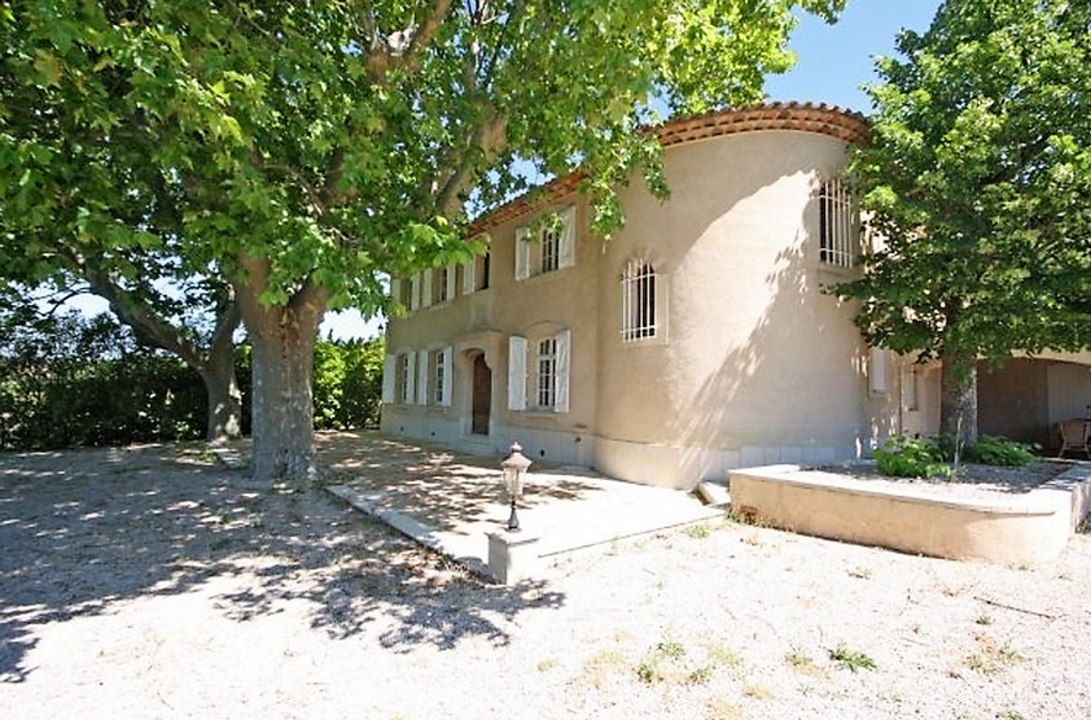AZUR VERDON IMMO - Magnifique bastide du XVIIIème siècle de 247 m² à vendre à AUPS (Var)