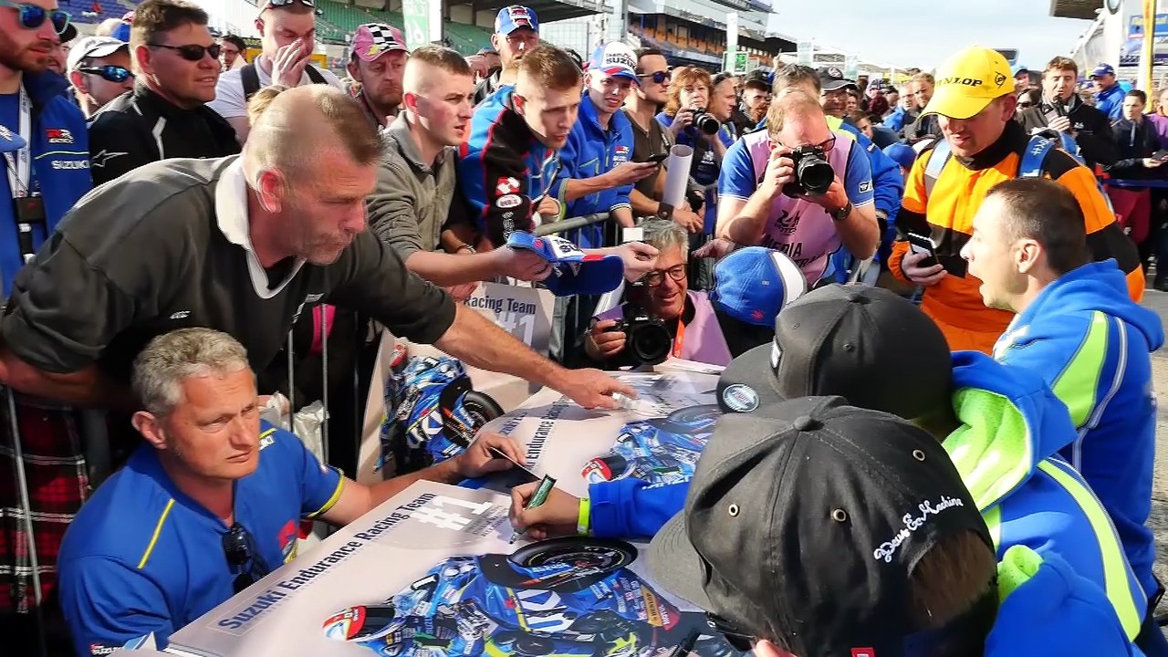 A la découverte des stands aux 24 Heures Motos