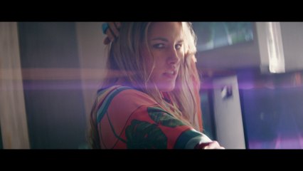 Alex Maxwell - Signs