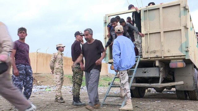 حركة النزوح متواصلة من غرب الموصل