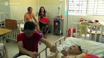 VnExpress | Không bỏ cuộc | Tình bạn của hai chàng trai khuyết tật trong bệnh viện