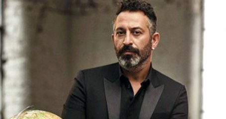 Cem Yılmaz'dan Atatürk Fotoğraflı Referandum Mesajı