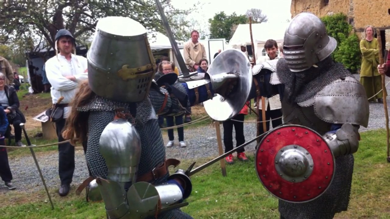 Un campement médiéval à la Maison des Marais