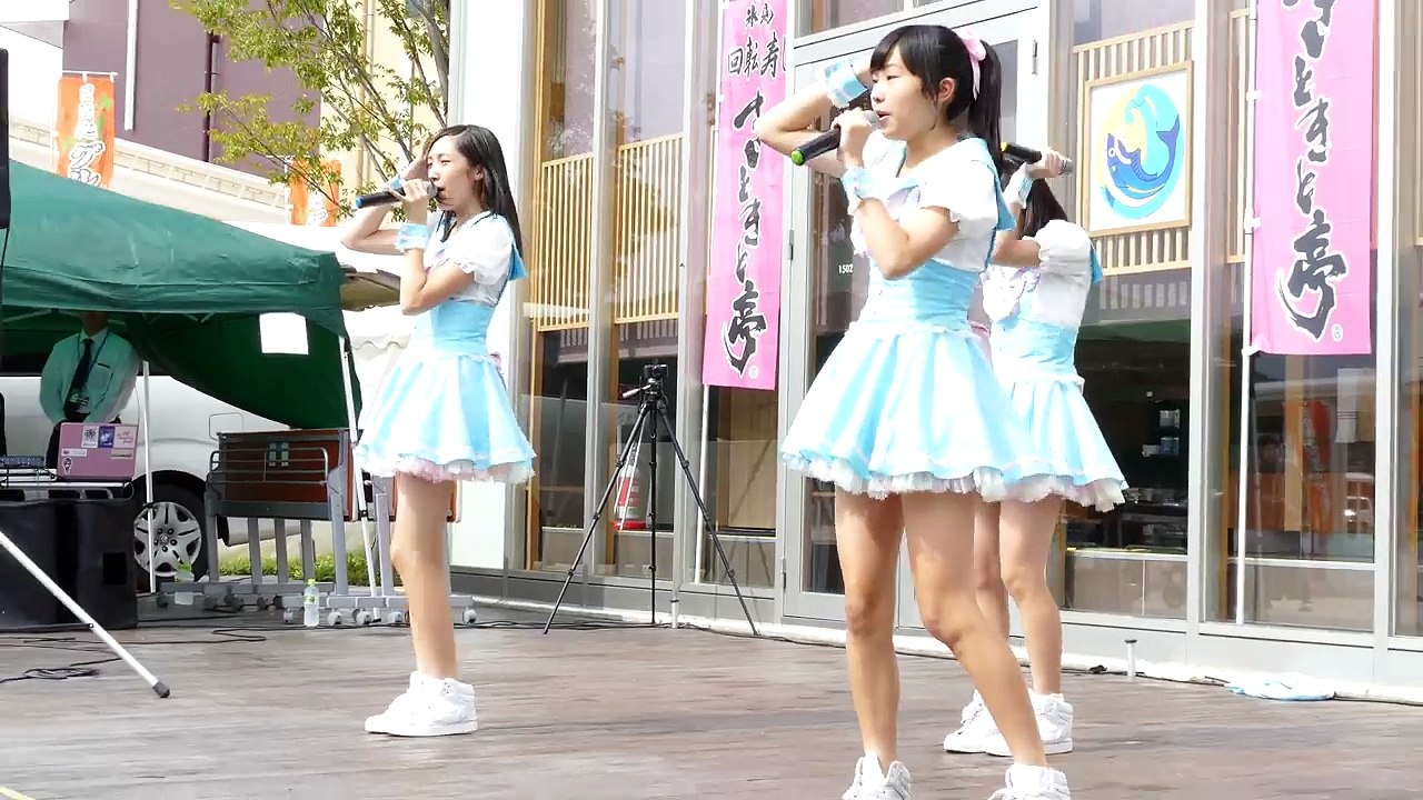 ビエノロッシ　アイドルパーク　三井アウトレットパーク北陸小矢部　野外きときと亭前　2016/10/9