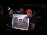 Sugar Ray Leonard and Sugar Shane Mosley recieve awesome painting