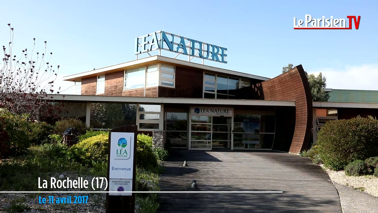 Léa Nature c'est 400 références Bio et 7 sachet...