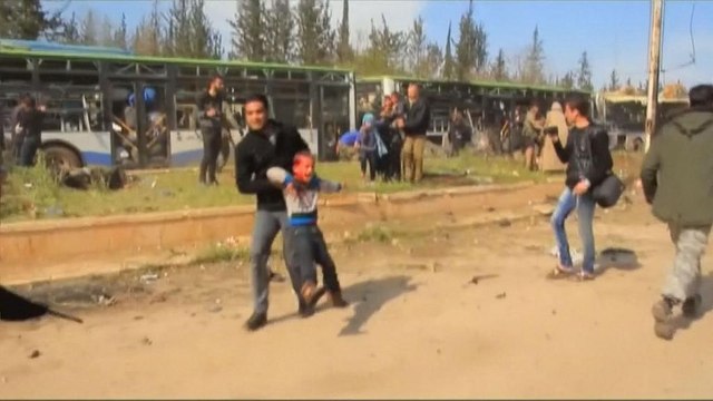 Attentat sanglant contre des milliers de Syriens évacués