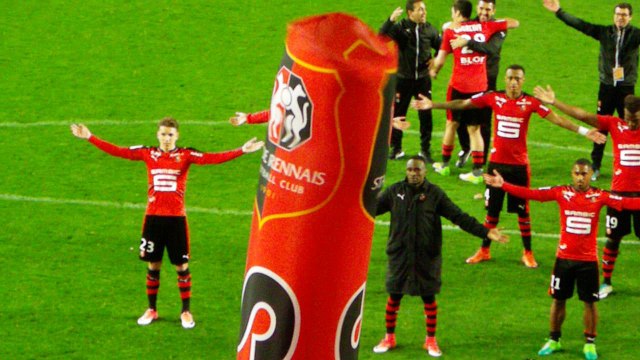 15/04/17 : SRFC-LOSC : clapping de victoire