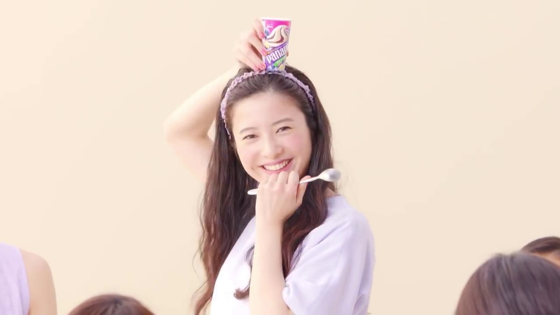 吉高由里子 Cm グリコ パナップ フルーツバスケット 篇 動画 Dailymotion