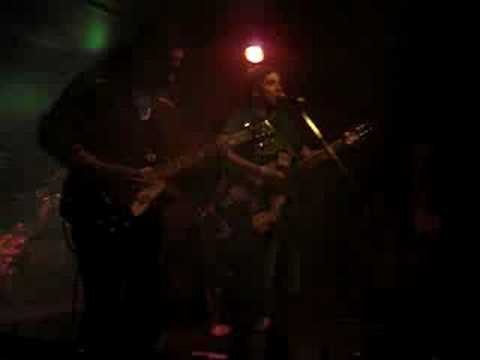 Otra vuelta - Etiqueta - Sin mirar atrás en el Festival