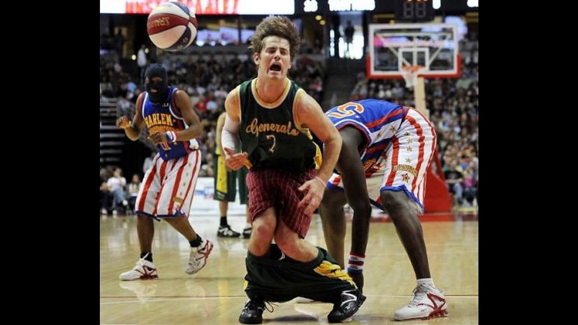 ⁣Funny basketball moments photo NBA. Funny basketball pictures.