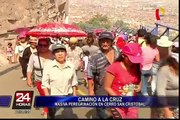 Fieles realizaron masiva peregrinación al Cerro San Cristóbal