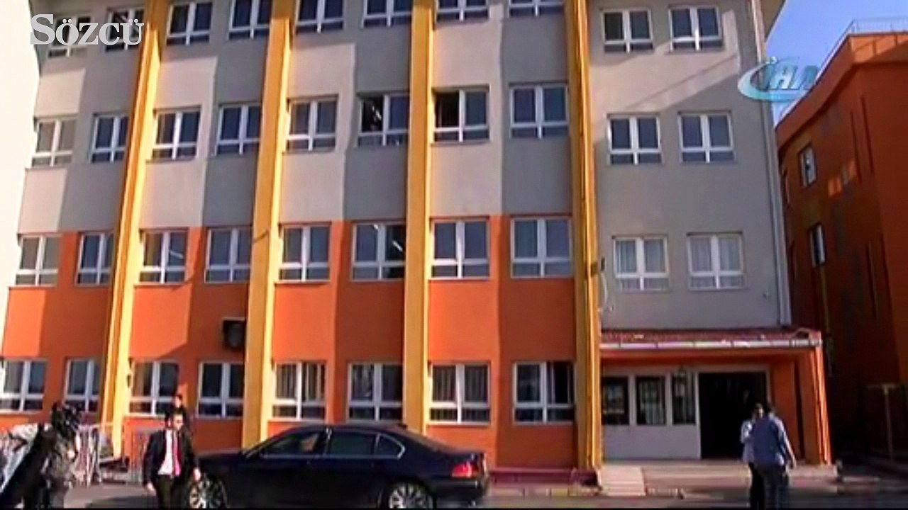 Cumhurbaşkanı Erdoğan'ın kızı ve damadı oy kullandı