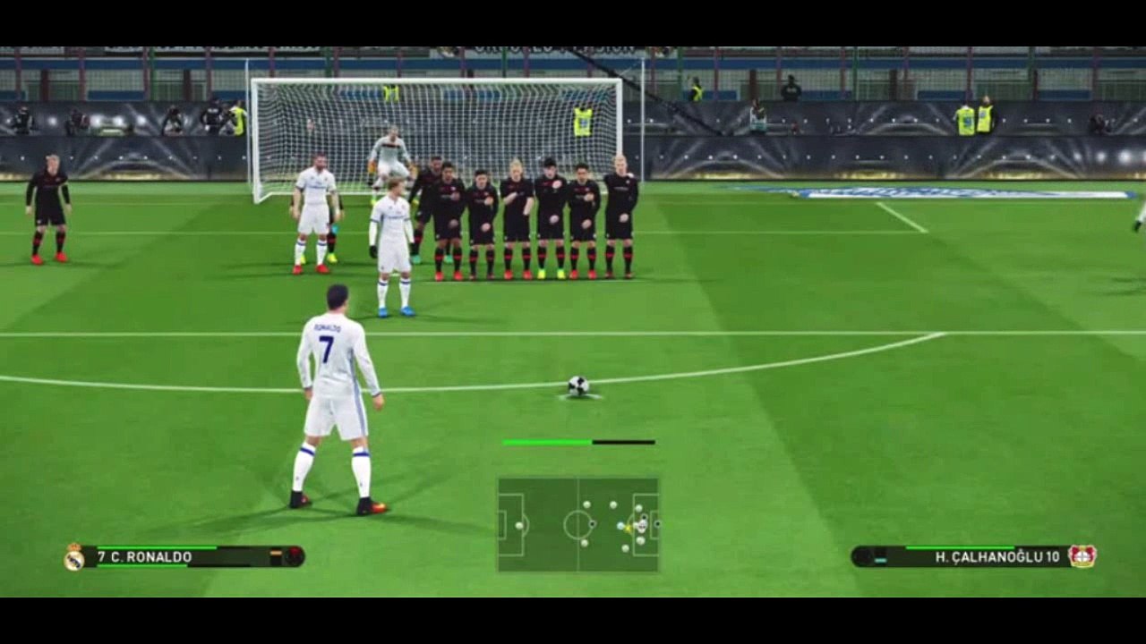 pes 2017 magnifique coup franc de cristiano ronaldo