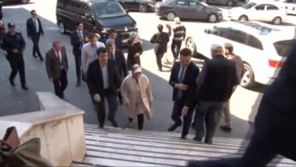 Vali Şahin, "İstanbul'da Her Şey Huzur İçerisinde Gidiyor"