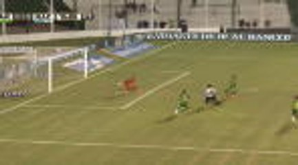 Martinez's embarrassing miss for Racing Club