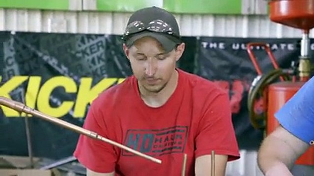 Road Hauks S01E02 Bootlegger